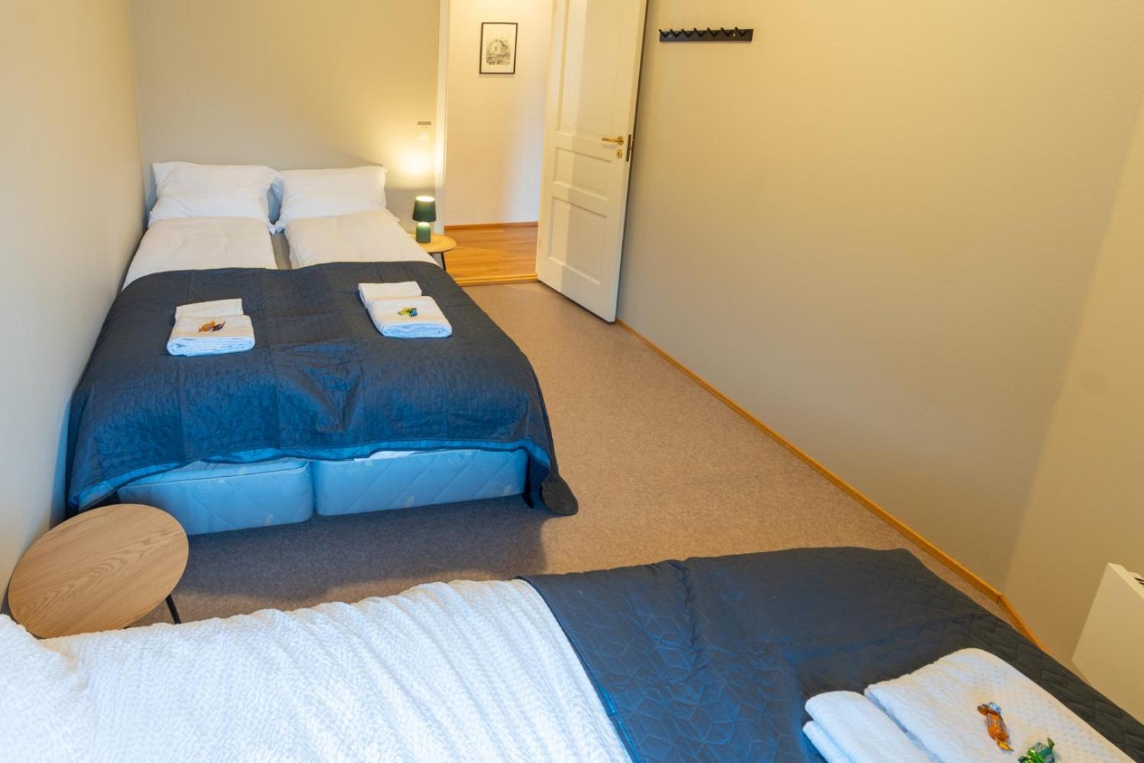 Explore Apartment *