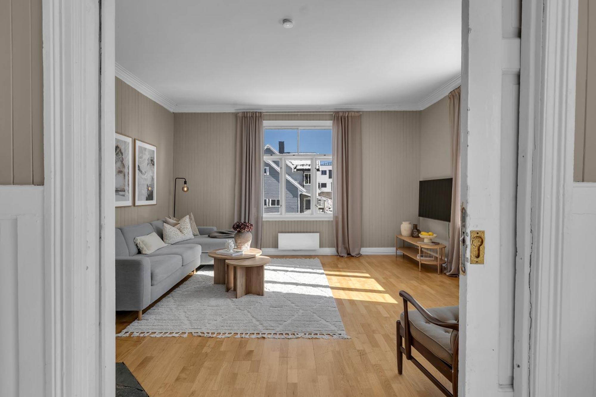 Lovely Center With Amazing Views And Free Parking! Apartment *