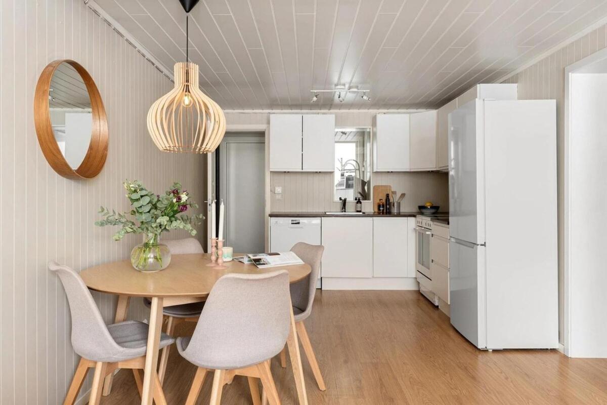 Apartment Modern 2 Bedroom In The Heart Of