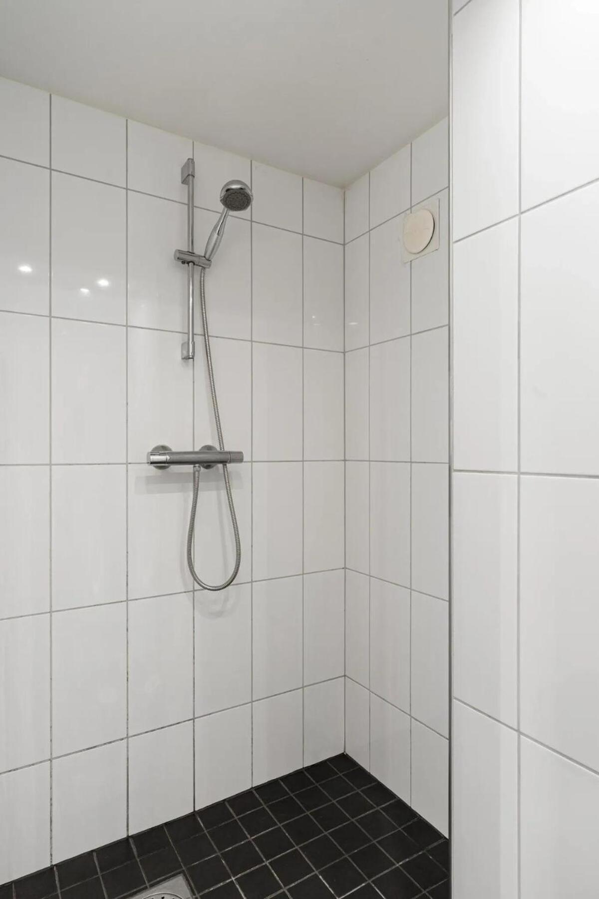 Modern 2 Bedroom In The Heart Of