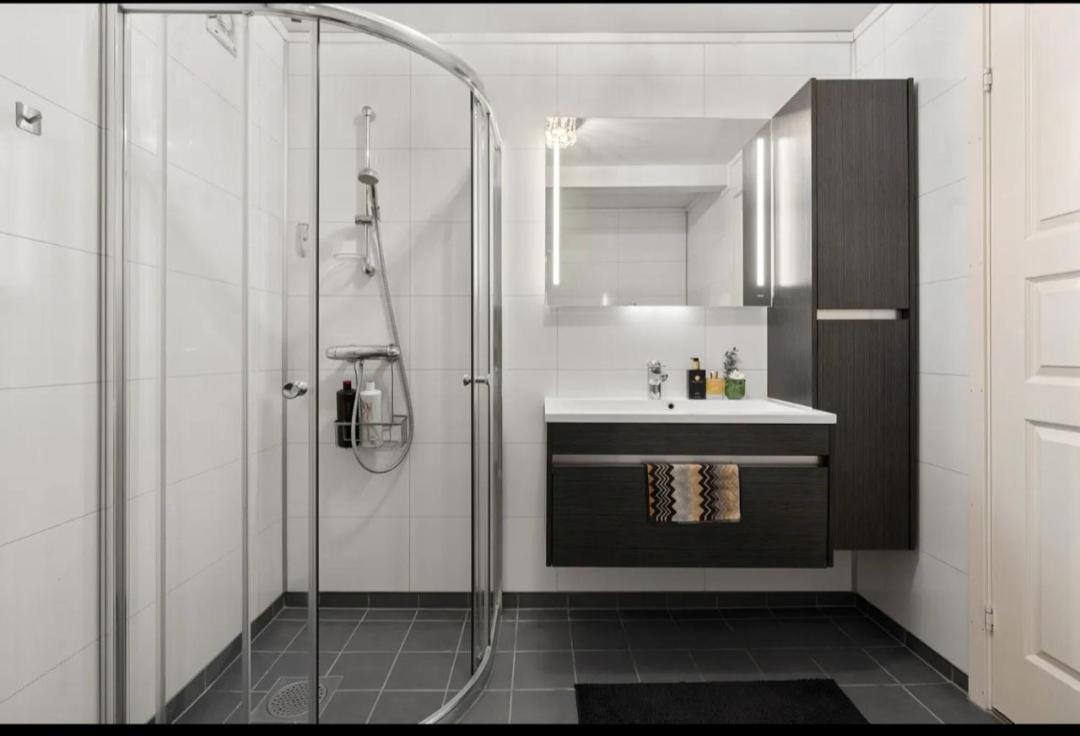 Brunost Modern Close To Center With Free Parking Apartment