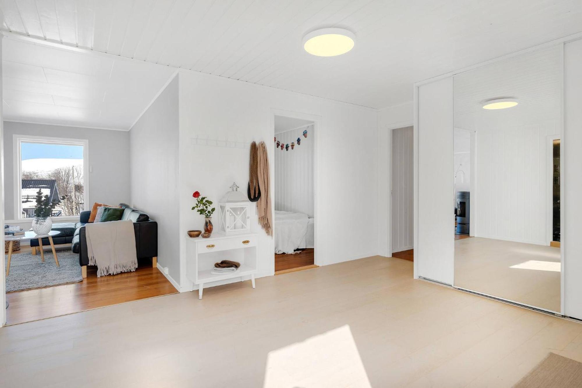 Urban Aurora - Apartment 1 - Free Parking Apartment