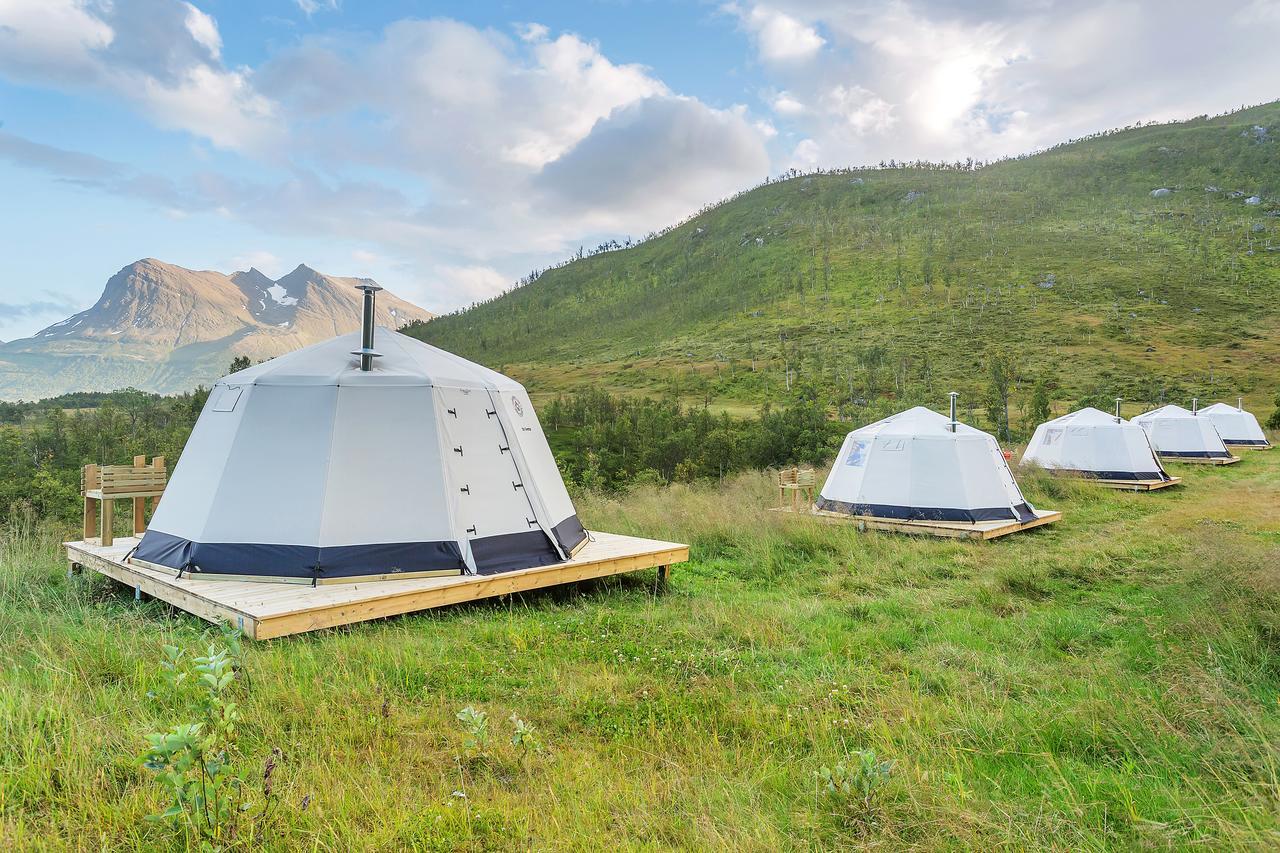 Camp North Tour Luxury tent