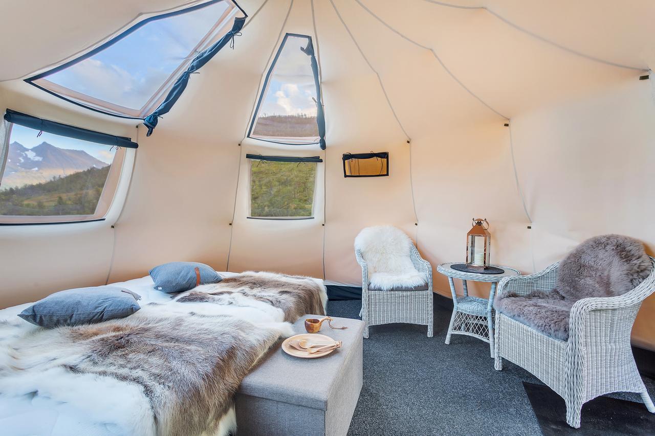 Luxury tent Camp North Tour