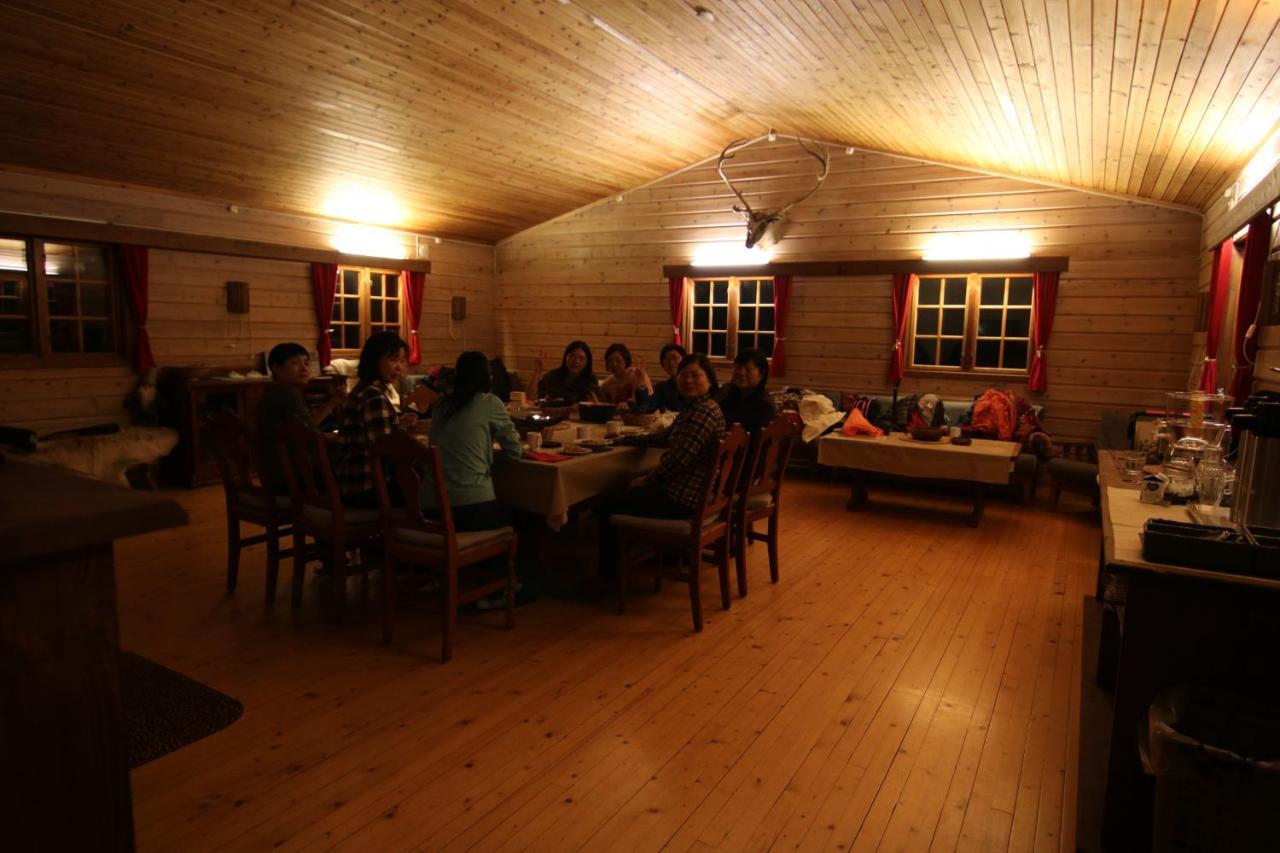 Polar Cabin Chalet *