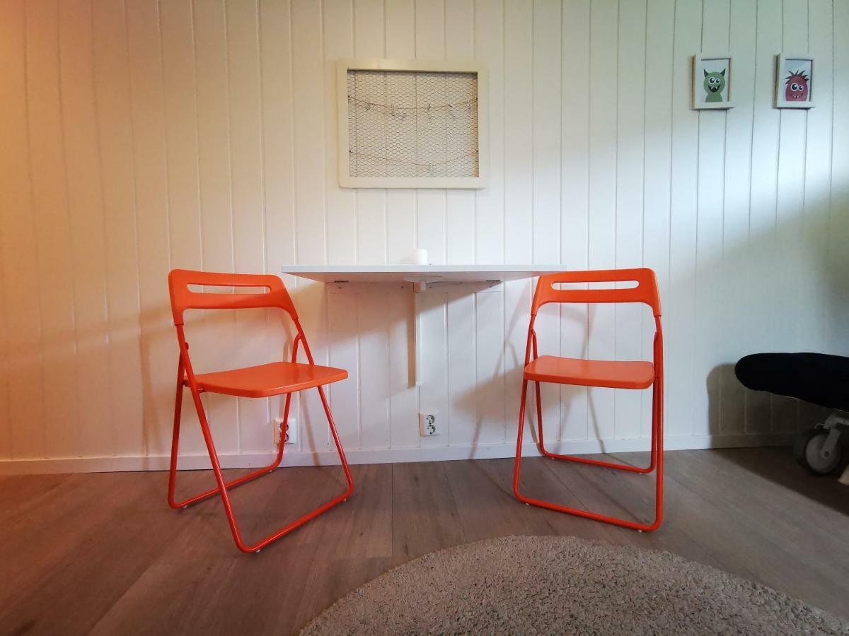Apartment Skarvegen Studioapartment - Part Of A Private Family *