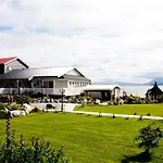 By The Sea - Luxury Villa
