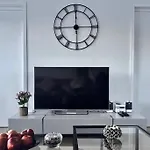 New Magnificent View Apartment Near The Centre