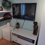 Central And Cozy Room