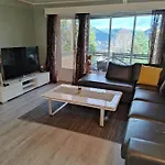 Central And Cozy Room