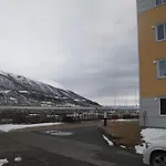 By The Sea. Hybel/Room In South Of Troms Central