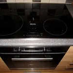 2 Bedroom Luxury Apartment Seafront, Free Pick Up!