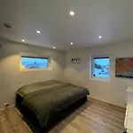 Moderne Sentral Villa Med Fantastisk Utsikt Over Byen
