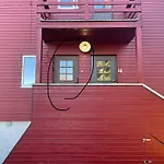 Arctic Paradise - 4 Bedroom Apartment In Tromso