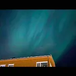Cosy Home - Balcony With Aurora View
