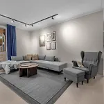 The Hideout - Central Apartment With 3 Bedrooms And 2 Bathrooms