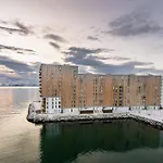 Northern Light Apartments - Skir Ocean View