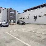 Luxurious Apartment Close To City Centre