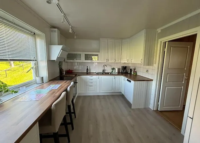 Fantastic Apartment With Fjellheisen As Your Nearest Neighbor
