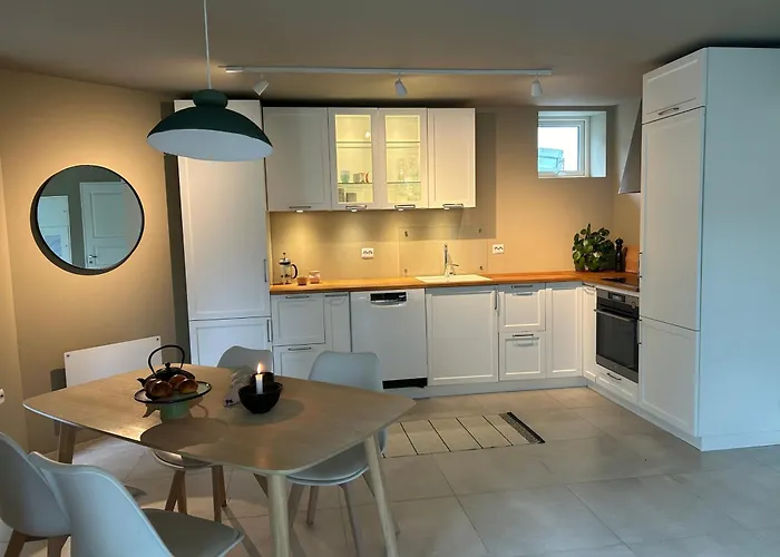 Sentral And Classy Apartment