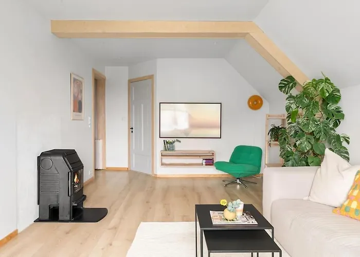 Charming Town House With A Cozy Loft
