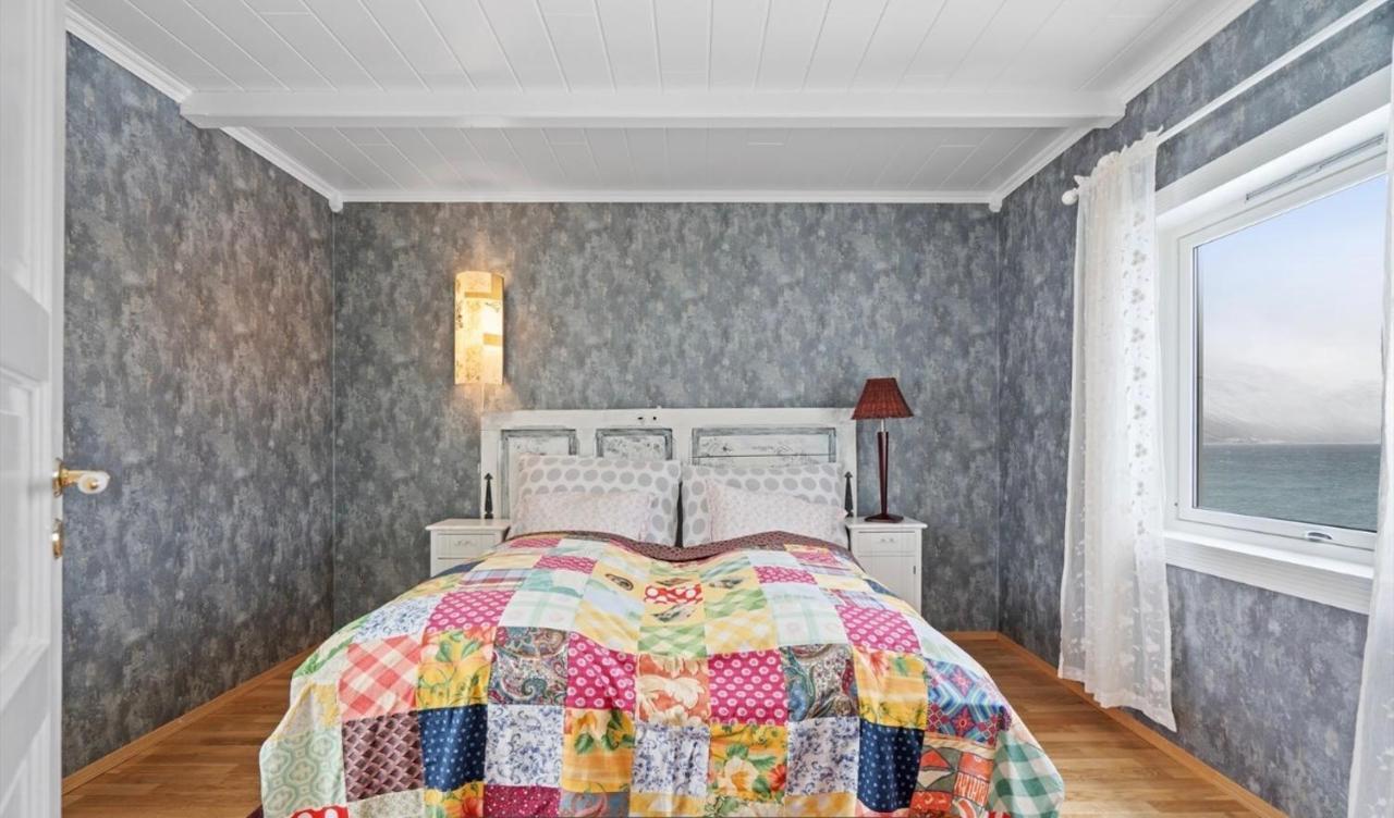 By The Sea - Luxury Apartment
