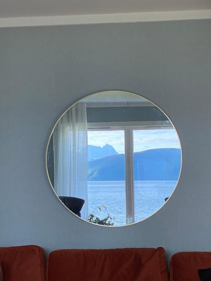 Unique And Charming With Fantastic Sea Views Ferienhaus *