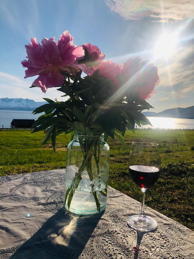 Unique And Charming With Fantastic Sea Views Ferienhaus