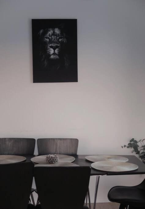 New Magnificent View Near The Centre Apartment *