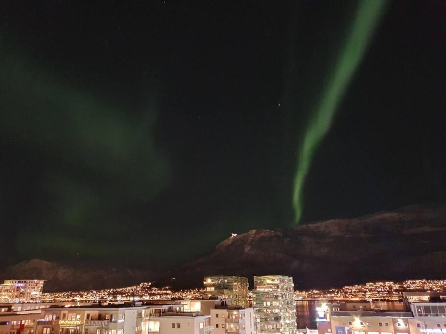 New Magnificent View Near The Centre Tromsø