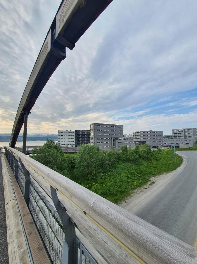 Apartment Northern Dreams With Free Parking