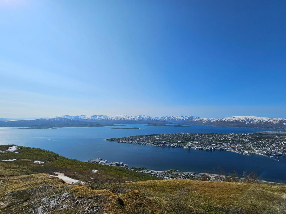 Casa Borealis A Specious New With A Spectacular View Apartment Tromso