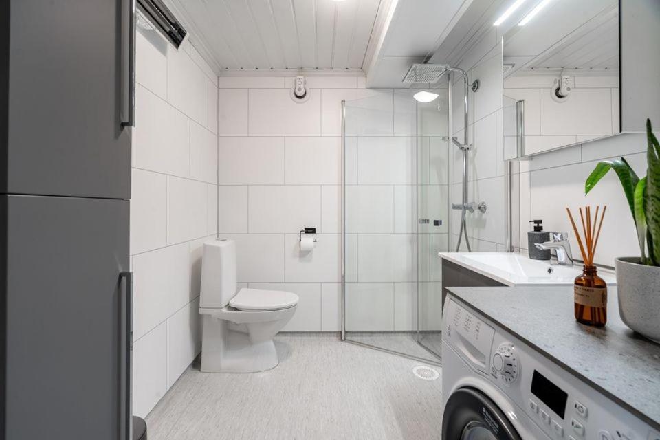 Modern Flat In Centre Apartment