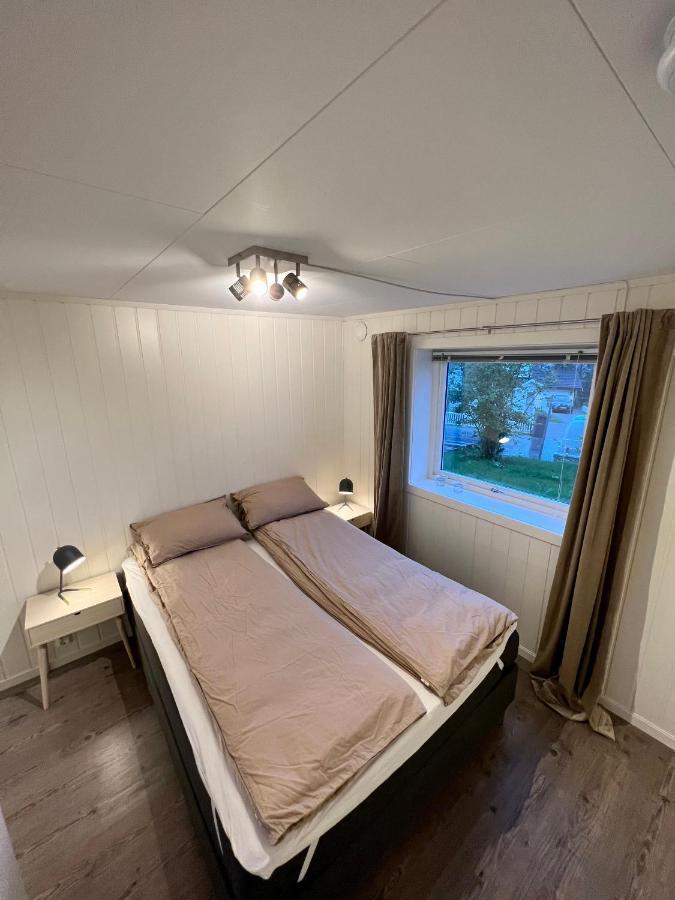 Sentralt Plassert Ved Sherpatrappen Tromsø