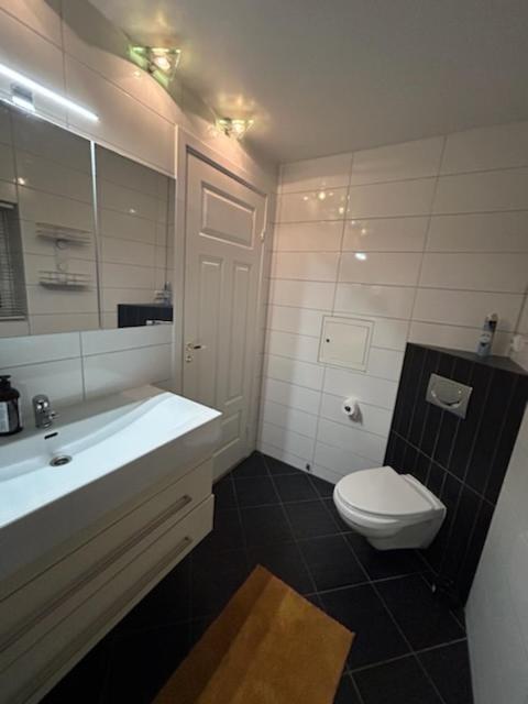 Sentrums Med Balkong Apartment