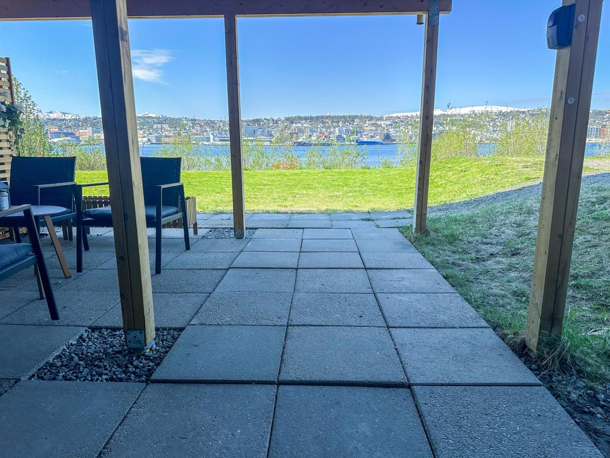 Panorama View - Free Parking - Perfect For Couples *