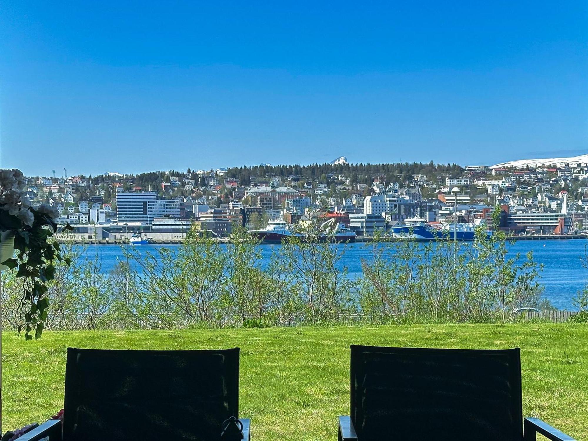 Panorama View - Free Parking - Perfect For Couples Apartment Tromso