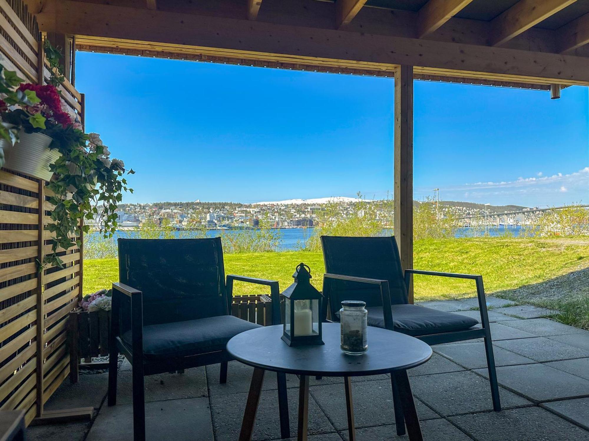 Panorama View - Free Parking - Perfect For Couples Apartment
