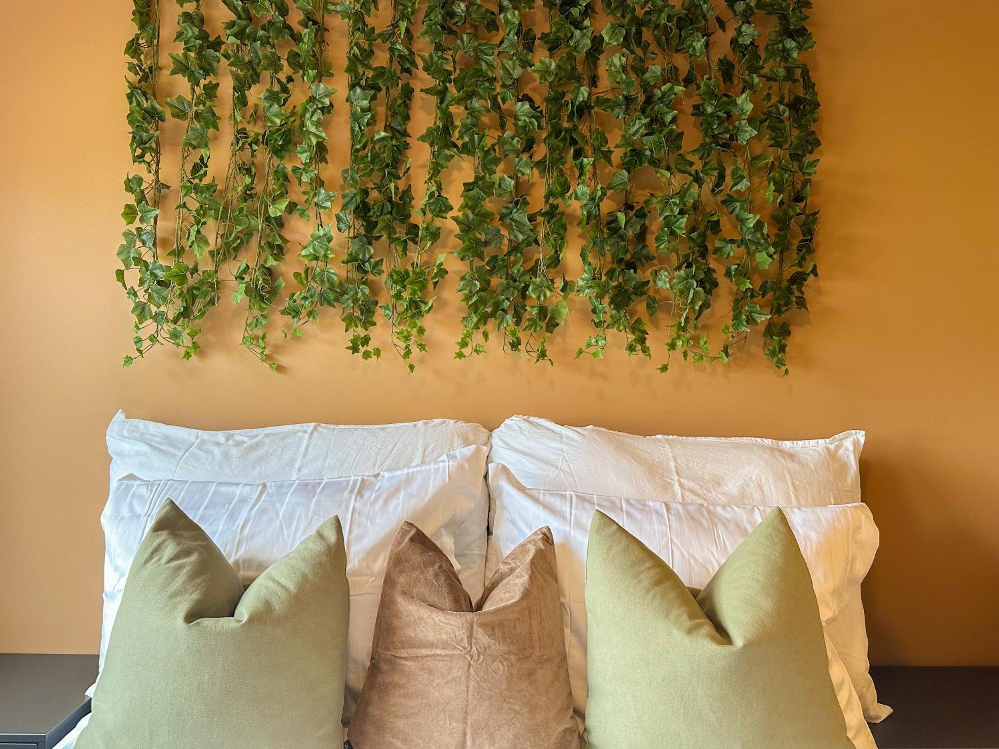 Apartment Perfect For Couples - Free Parking & Near Attractions