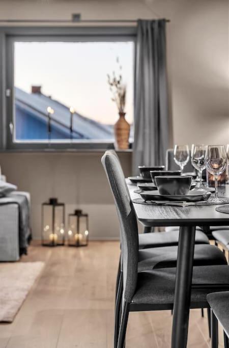 Apartment For Groups & Families - Free Parking - Near Centrum