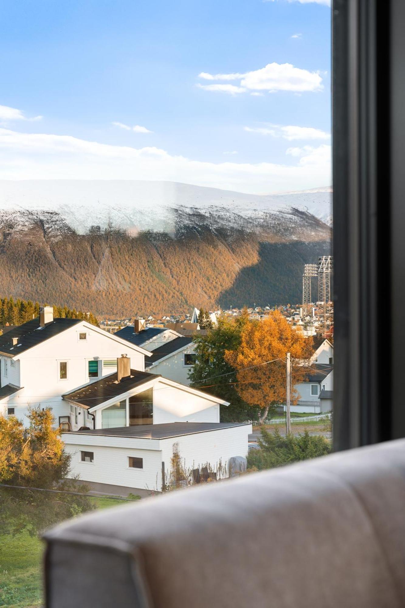 Arctic Seasons Panorama ! Experience Luxury & Incredible Views At The Of * Tromsø