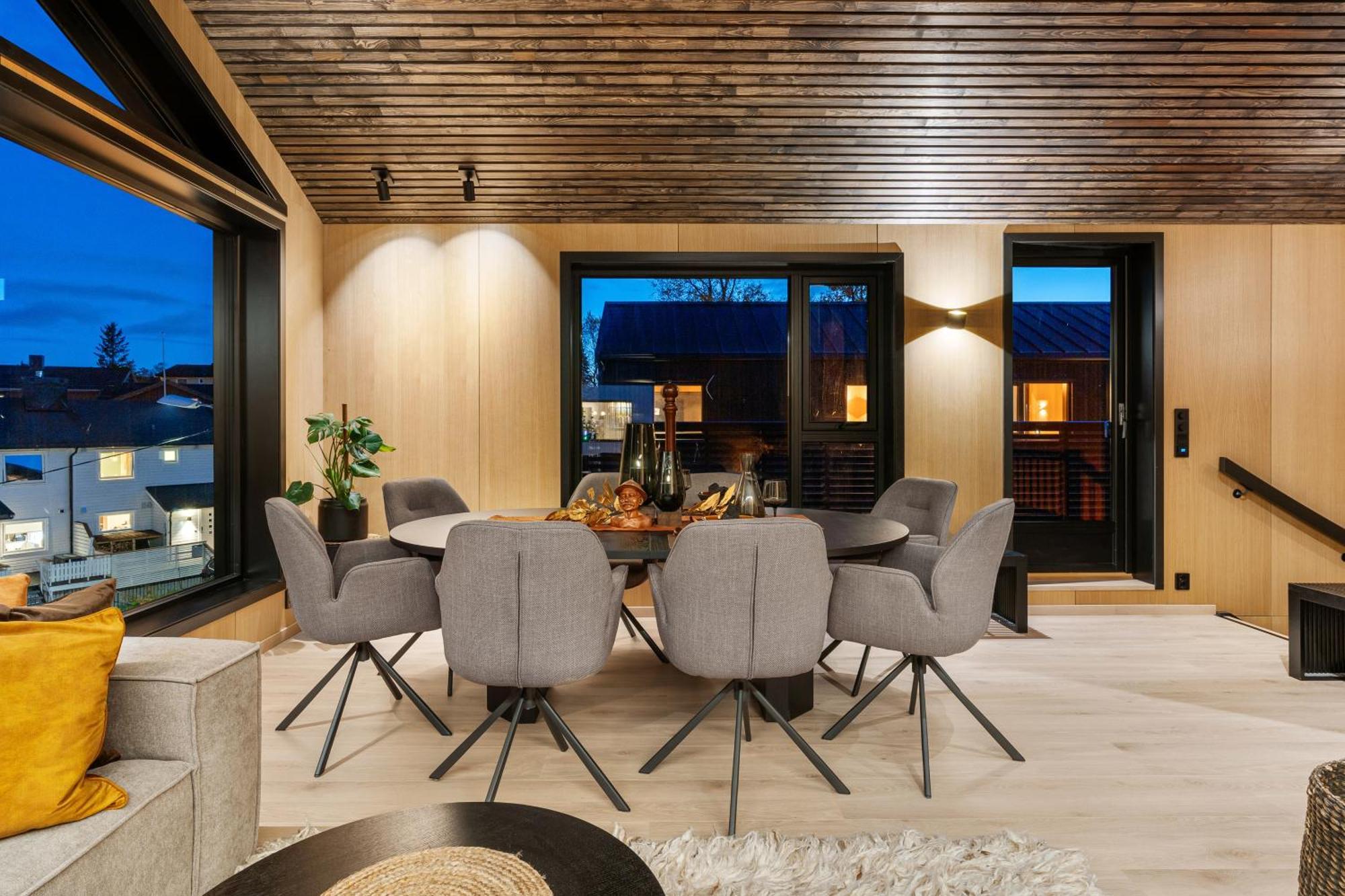 Villa Arctic Seasons Panorama ! Experience Luxury & Incredible Views At The Of Tromsø