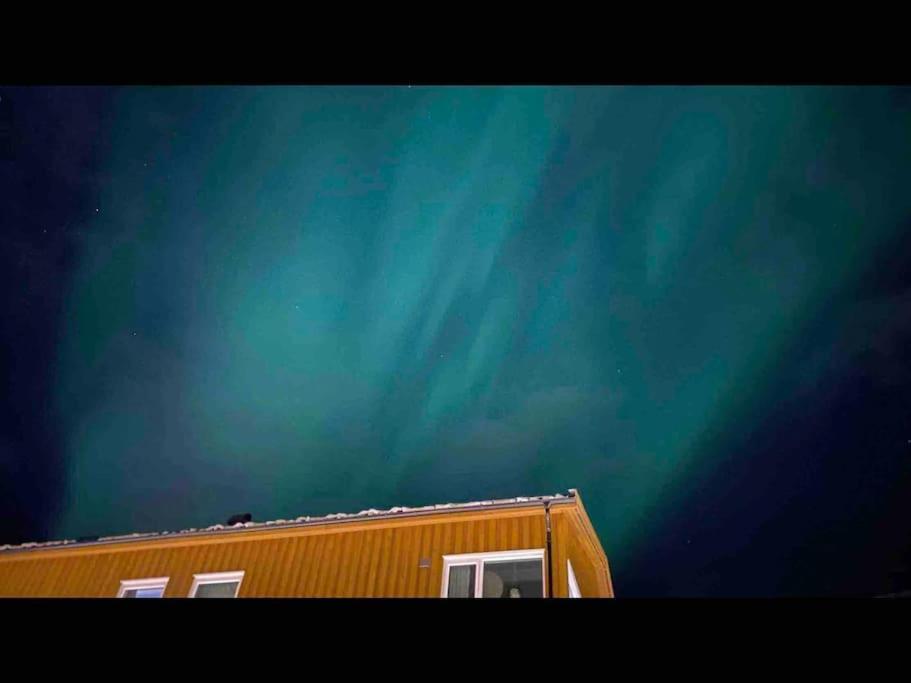 Cosy - Balcony With Aurora View Apartment *