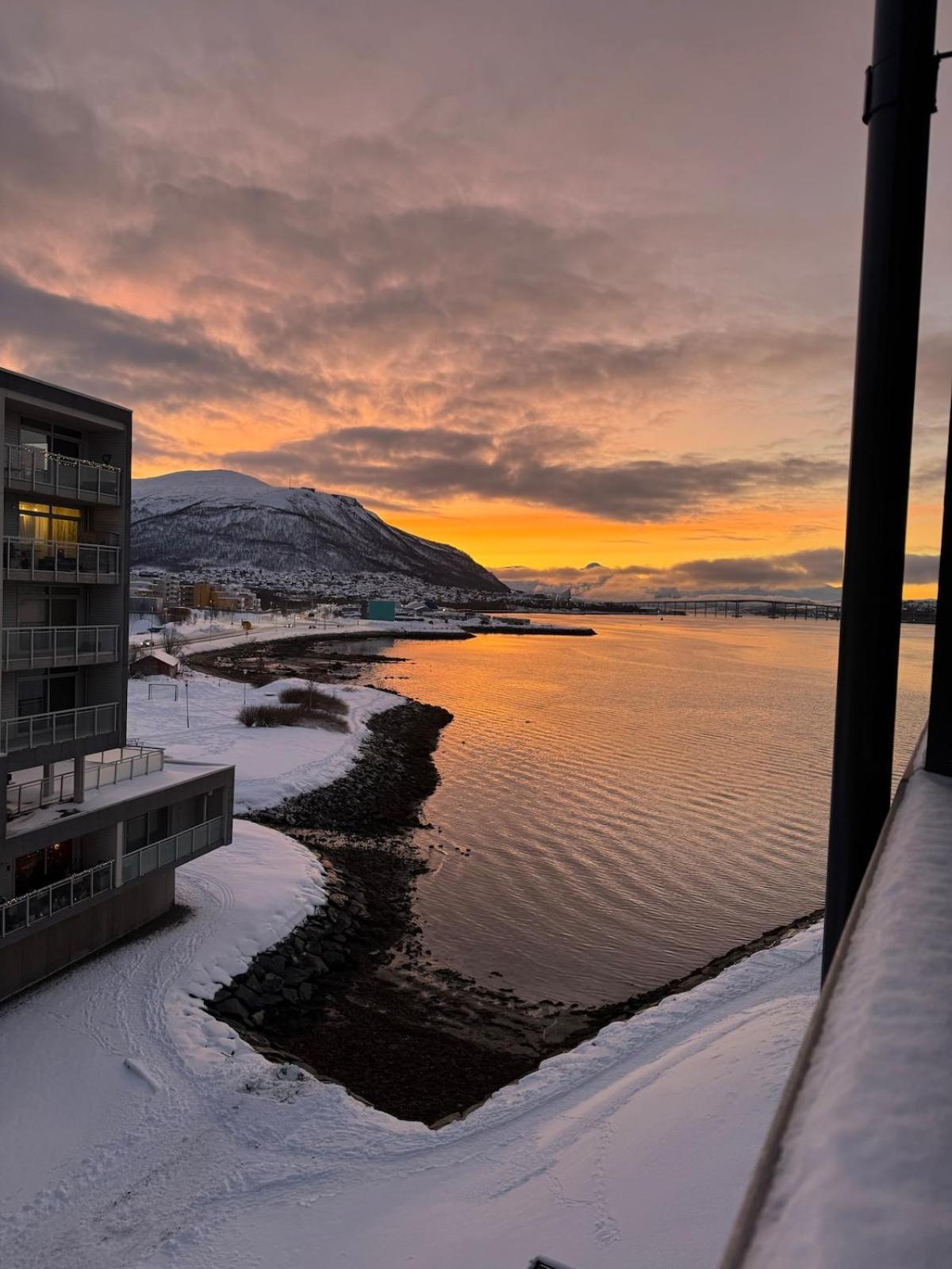 With Sea View On Floor Apartment Tromsø