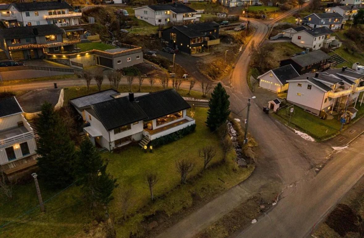 With 4 Bedrooms Tromso