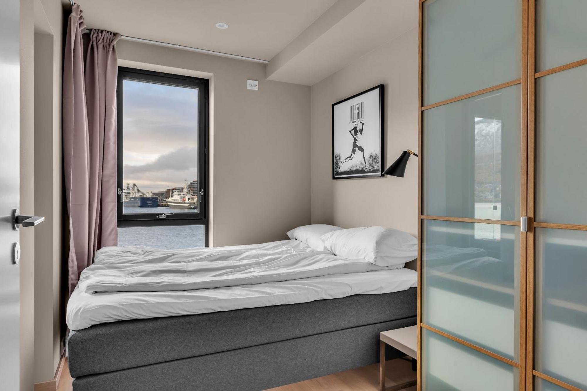 Uhre - Spectacular Views And Location Apartment Tromso