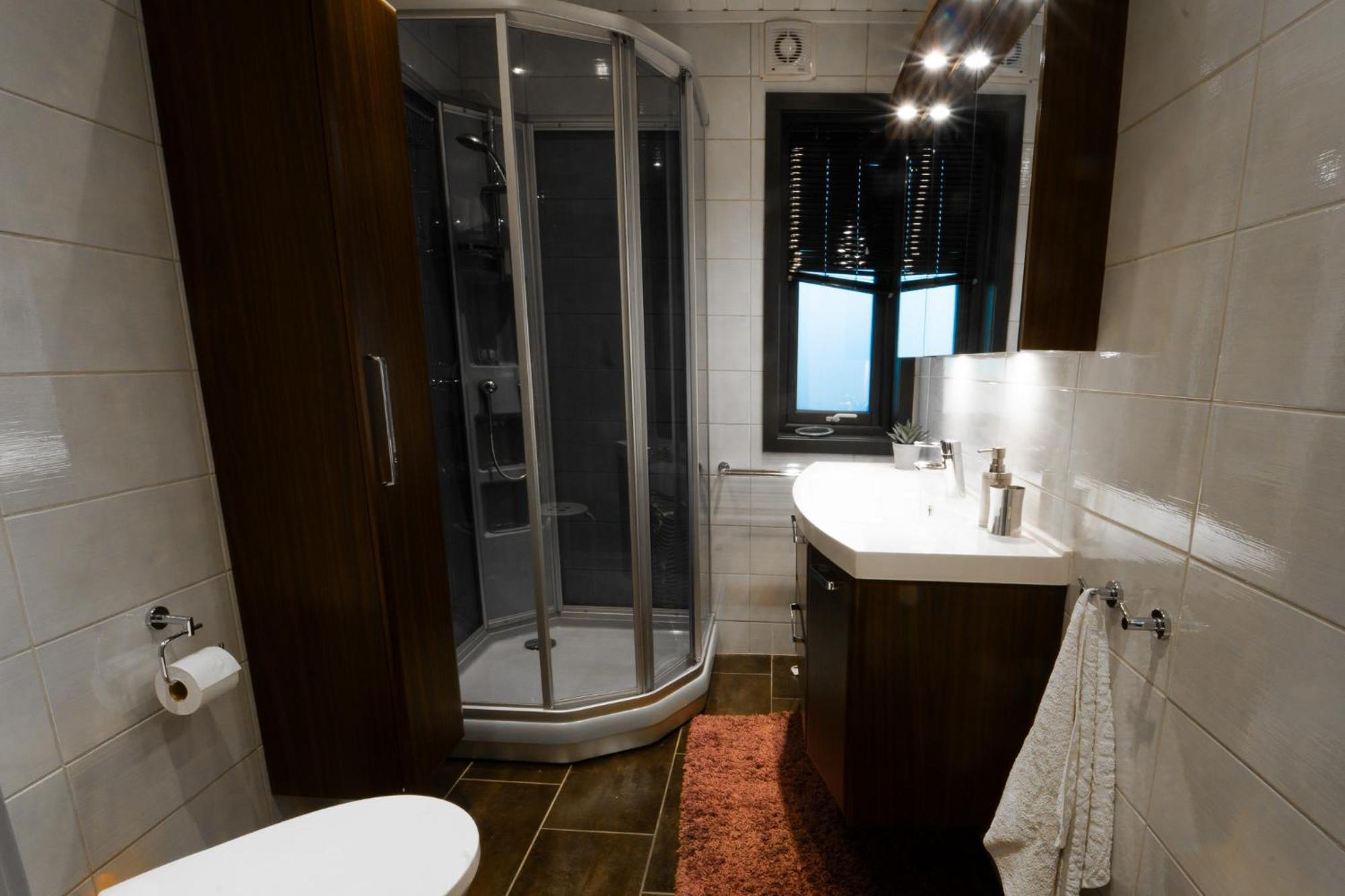 Holiday home Gabbrovegen 52