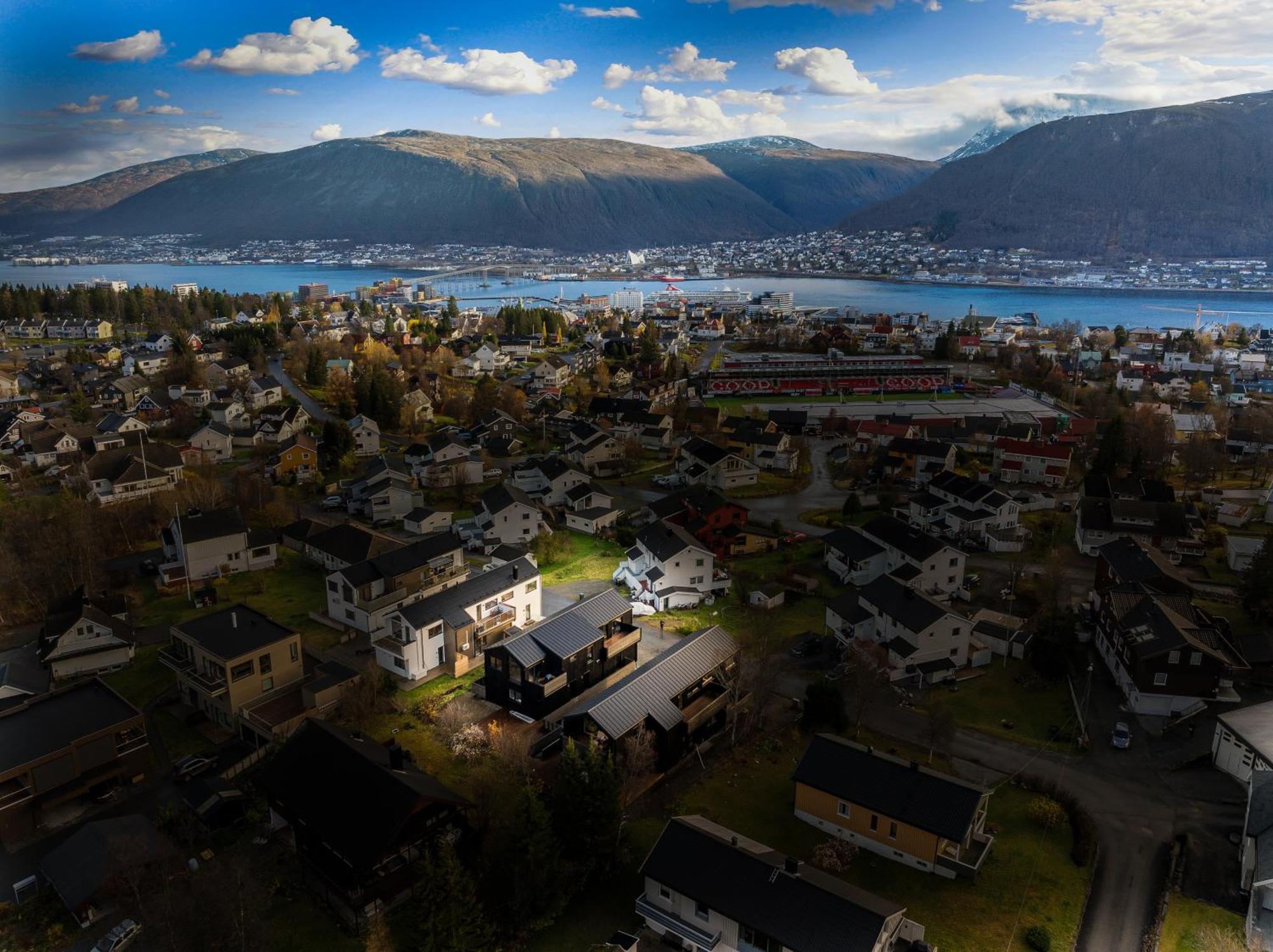 Arctic Seasons Panorama ! Experience Luxury & Incredible Views At The Of * Tromsø